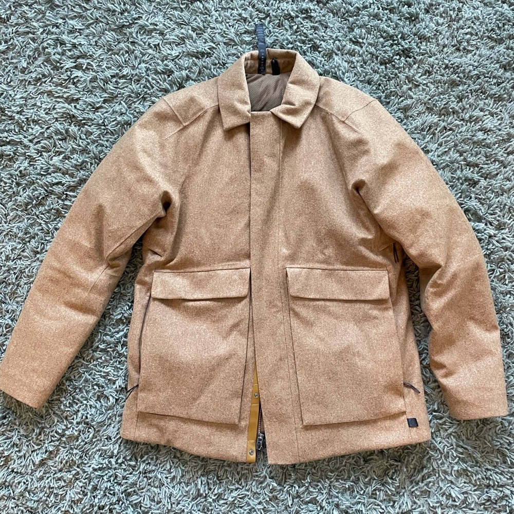 Lululemon Lab men’s diffract wool jacket